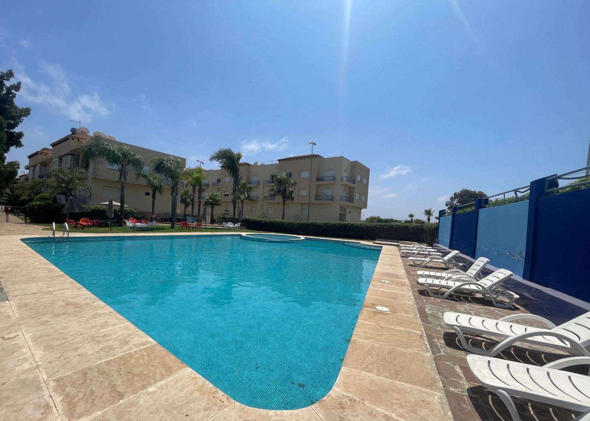 Appartement Meuble Residence Fermee Avec Piscine Sidi Rahal  Exterior foto